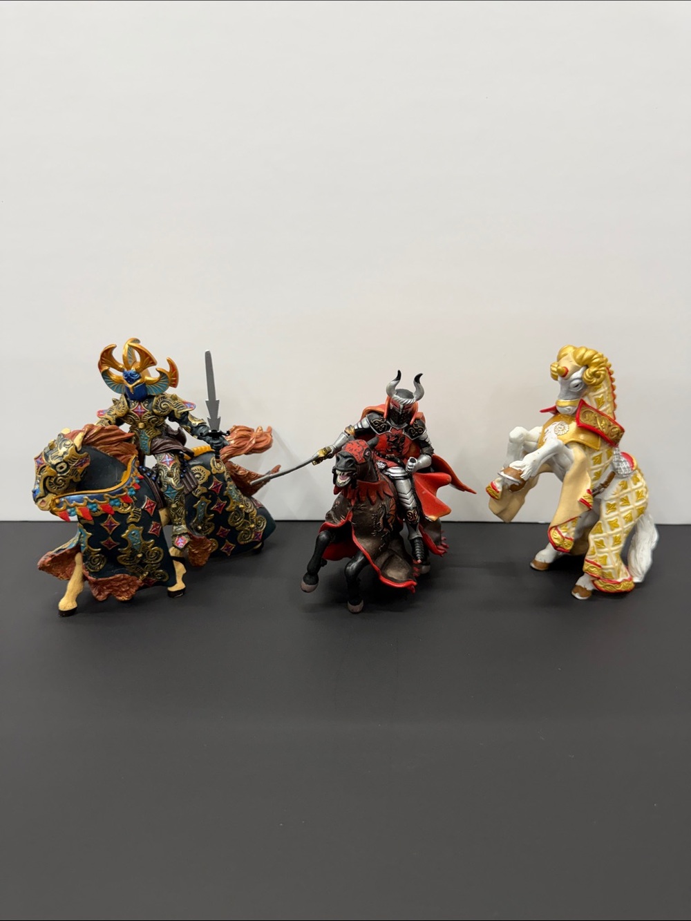 vintage Papo Fantasy Knight and Horse Toy Figures Set - Multicolor